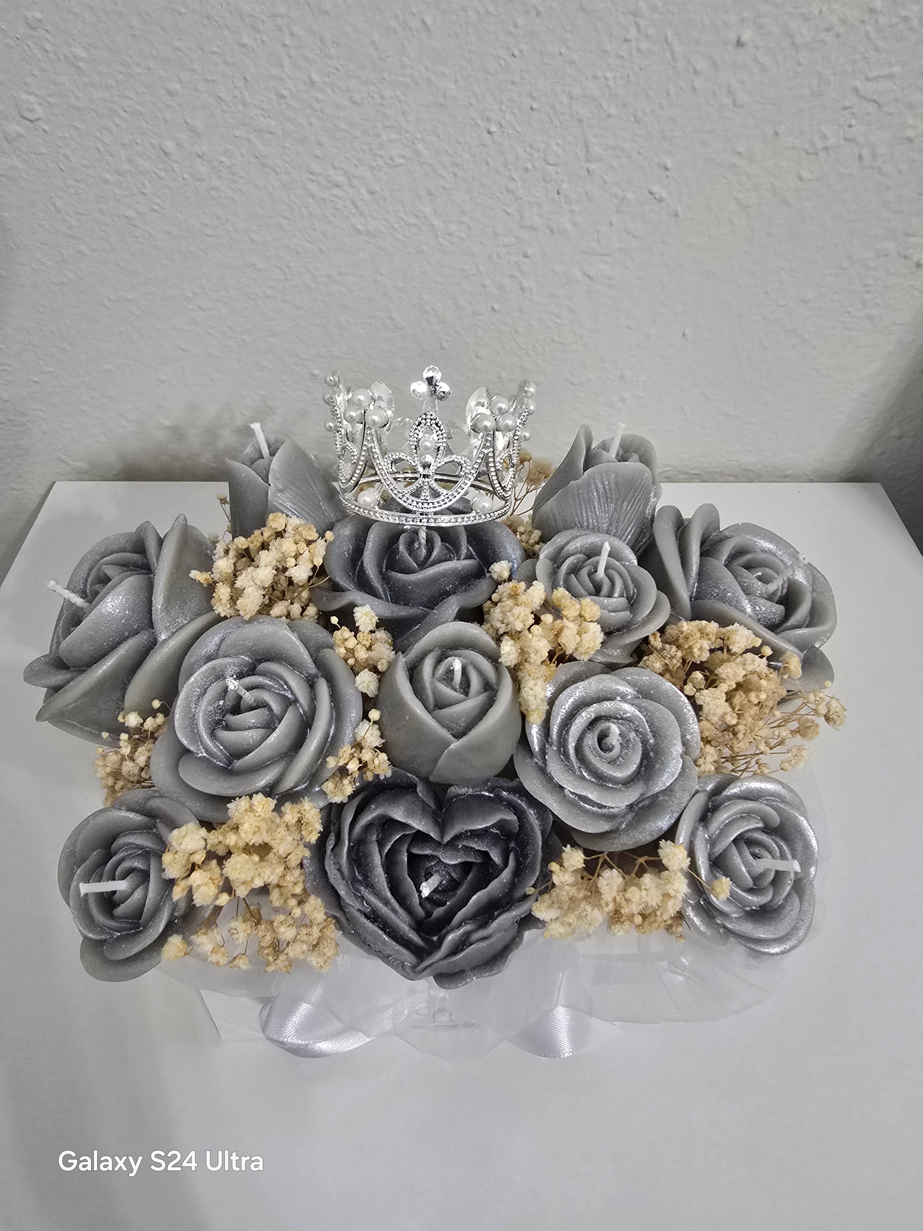 Luxurious Bright Gray Bouquet