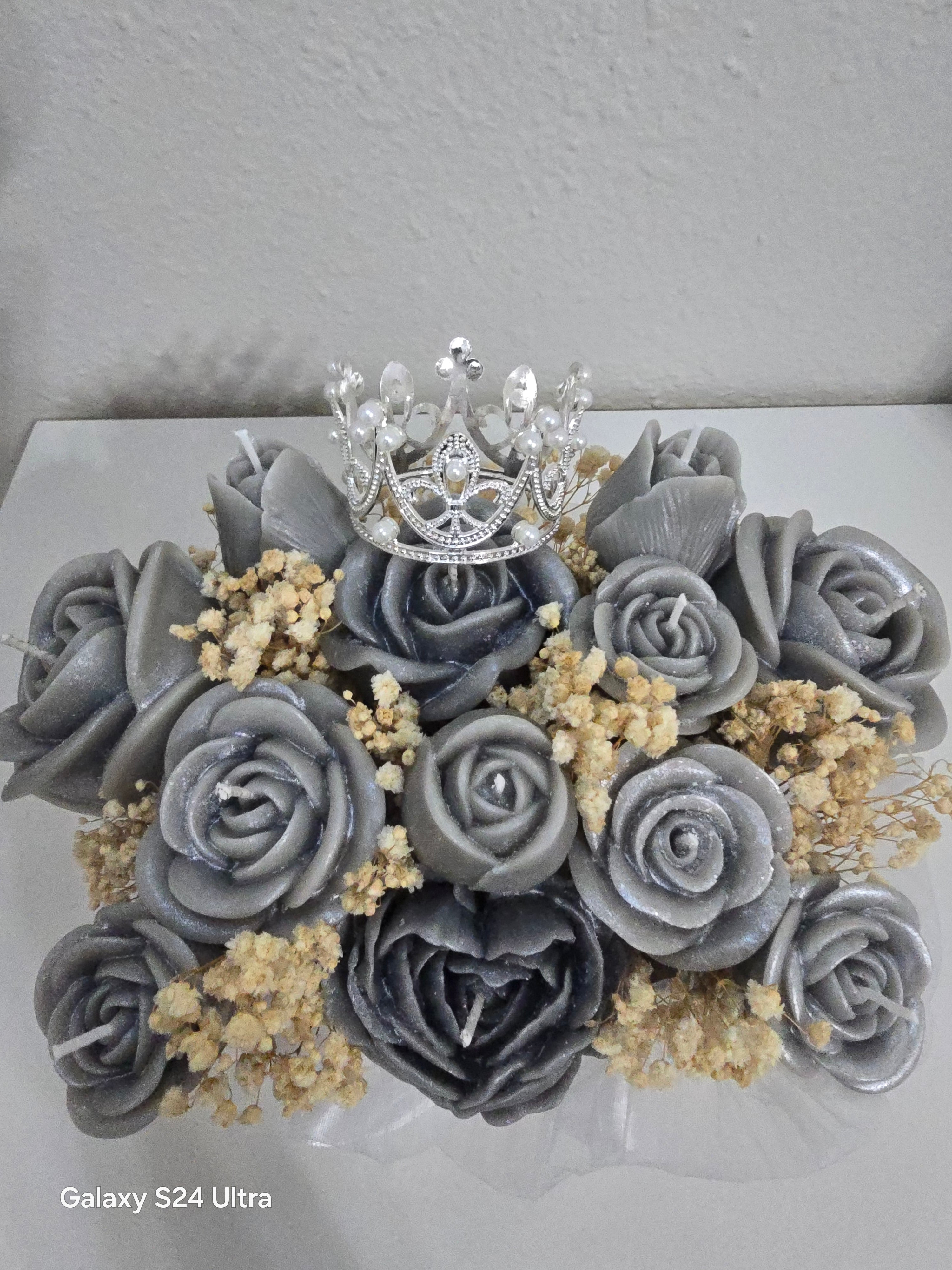 Luxurious Bright Gray Bouquet